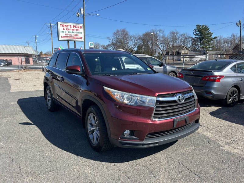 2015 Toyota Highlander for sale at Chris Auto Sales in Springfield MA