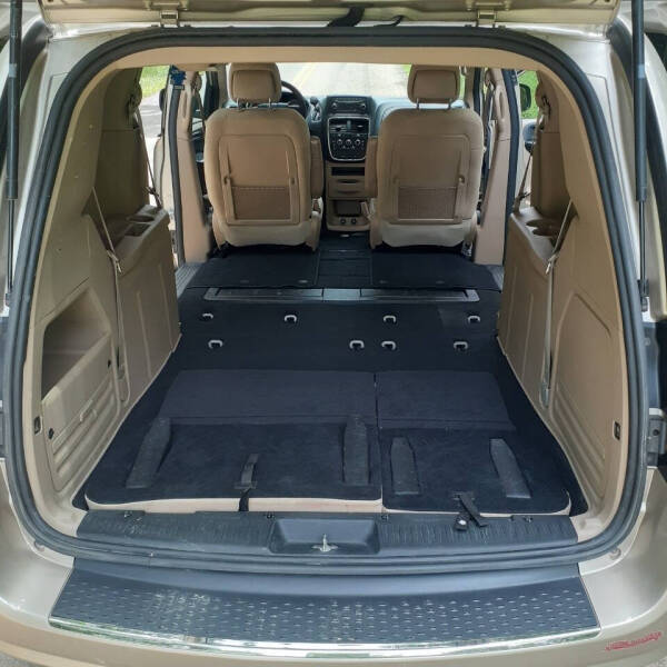 2014 Dodge Grand Caravan American Value Package