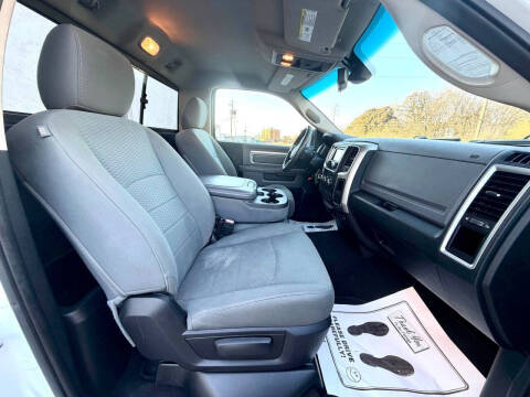 2015 RAM 1500 SLT