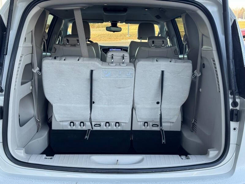 2017 Chrysler Pacifica Touring-L