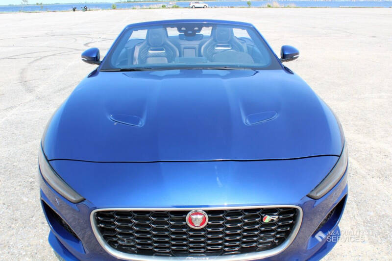 2021 Jaguar F-TYPE R