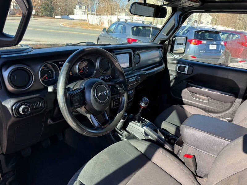 2020 Jeep Wrangler Sport S photo 11