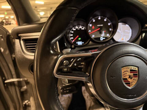 2016 Porsche Macan S