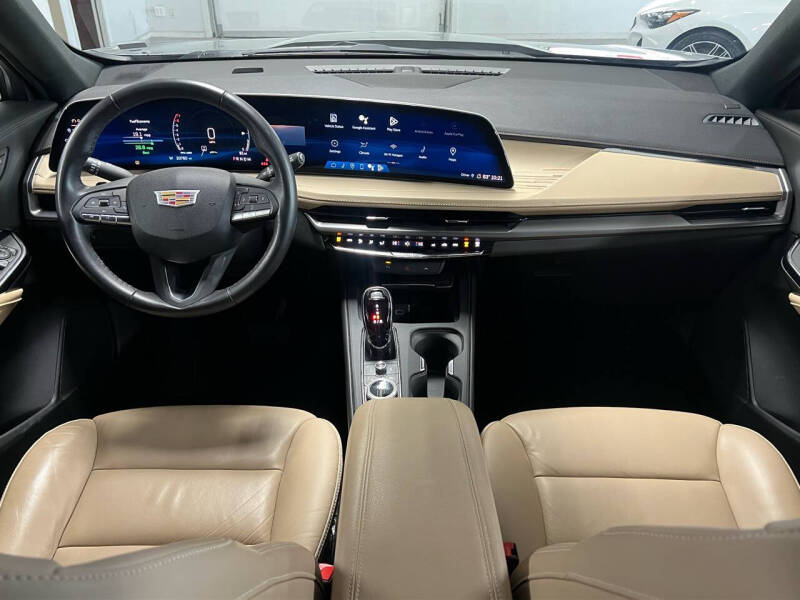 2024 Cadillac XT4 Premium Luxury photo 12