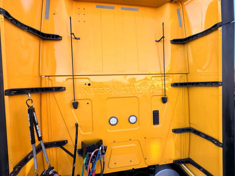 2019 International LT625