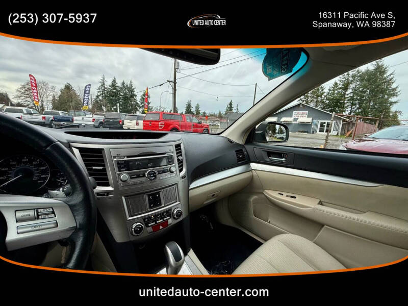 2010 Subaru Outback 2.5i Premium