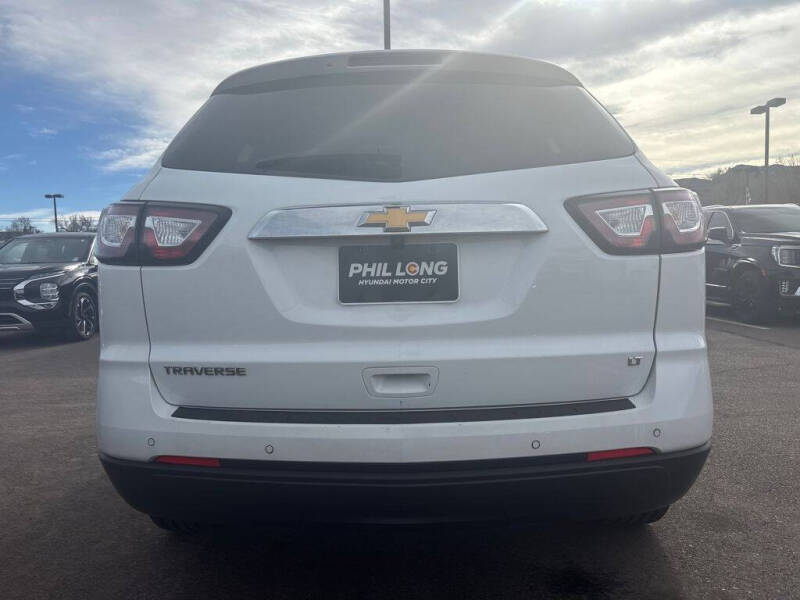 2017 Chevrolet Traverse LT