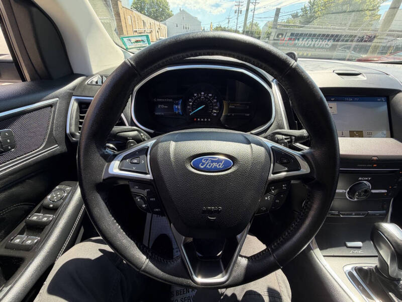 2016 Ford Edge Titanium