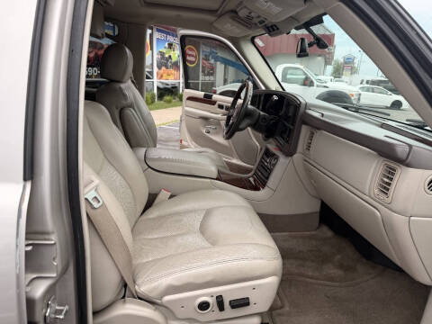 2005 Cadillac Escalade