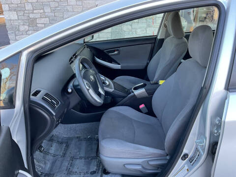 2012 Toyota Prius Two