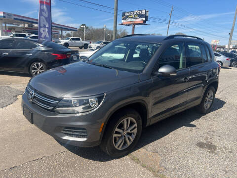 2016 Volkswagen Tiguan for sale at AUTOMAX OF MOBILE in Mobile AL