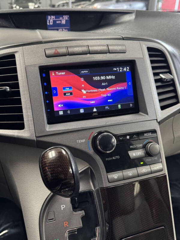 2012 Toyota Venza LE