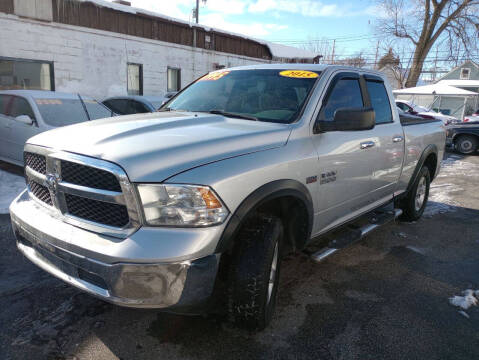 2015 RAM 1500 SLT