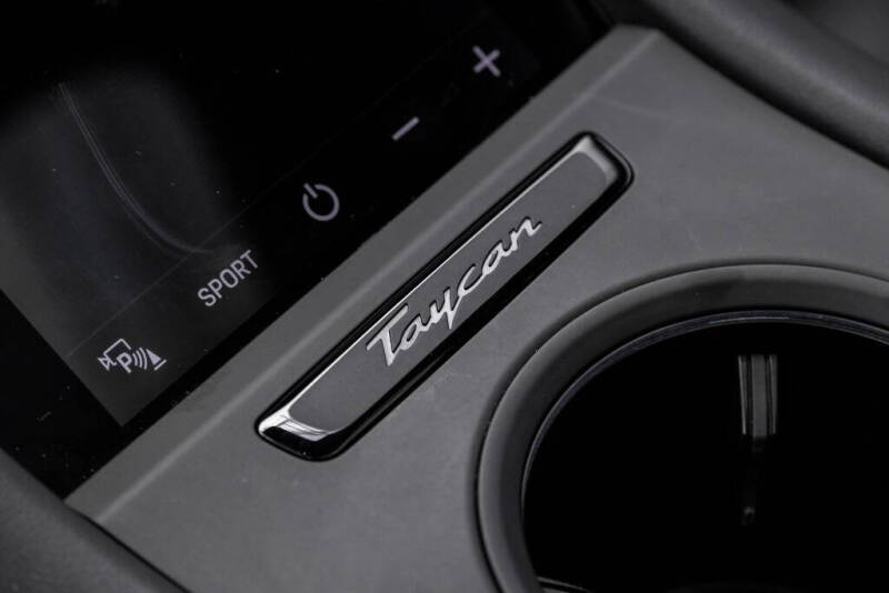 2023 Porsche Taycan