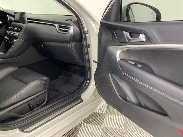 2025 Genesis G70