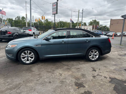 2010 Ford Taurus SEL