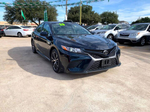 2020 Toyota Camry SE