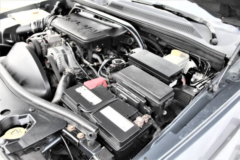 2008 Jeep Commander Sport