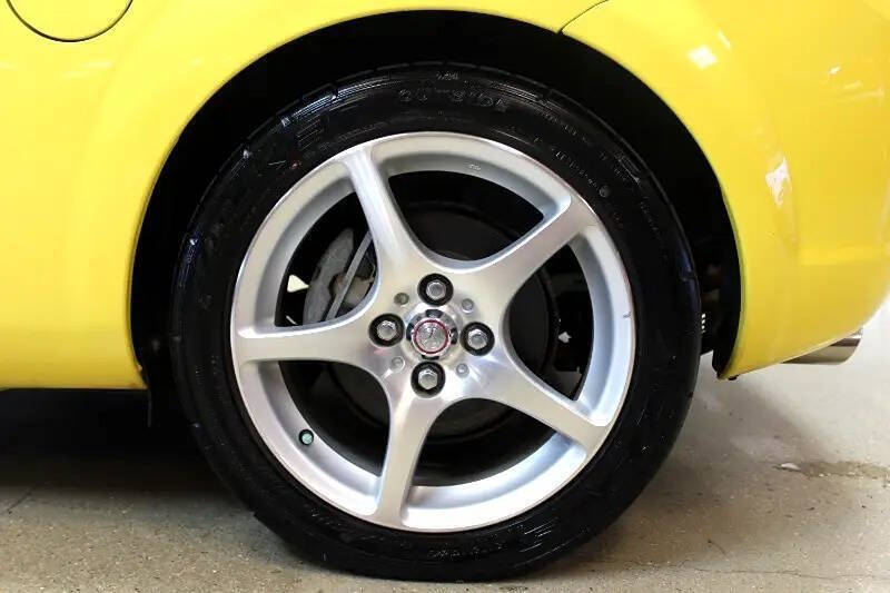 2004 Toyota MR2 Spyder