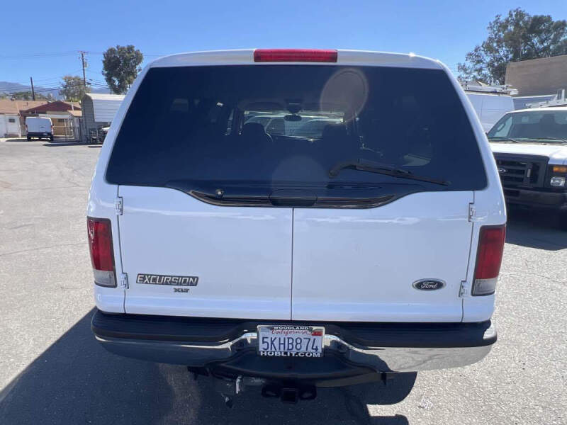 2005 Ford Excursion XLT