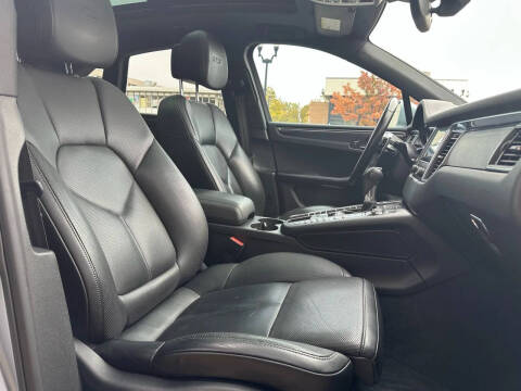 2017 Porsche Macan GTS