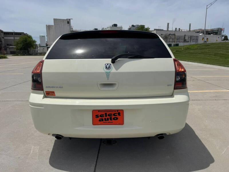 2005 Dodge Magnum RT
