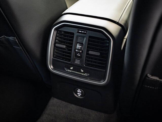 2026 Porsche Macan T