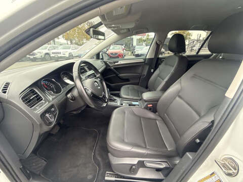 2015 Volkswagen e-Golf SEL Premium