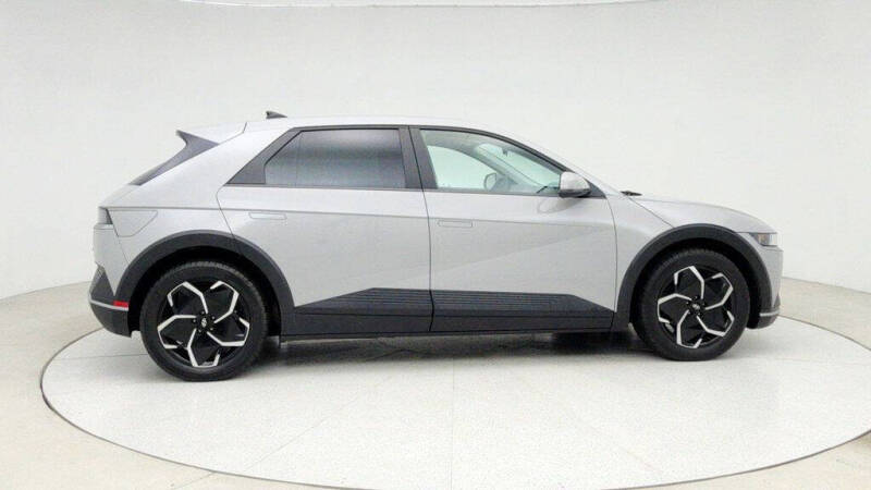 2022 Hyundai Ioniq 5 SE