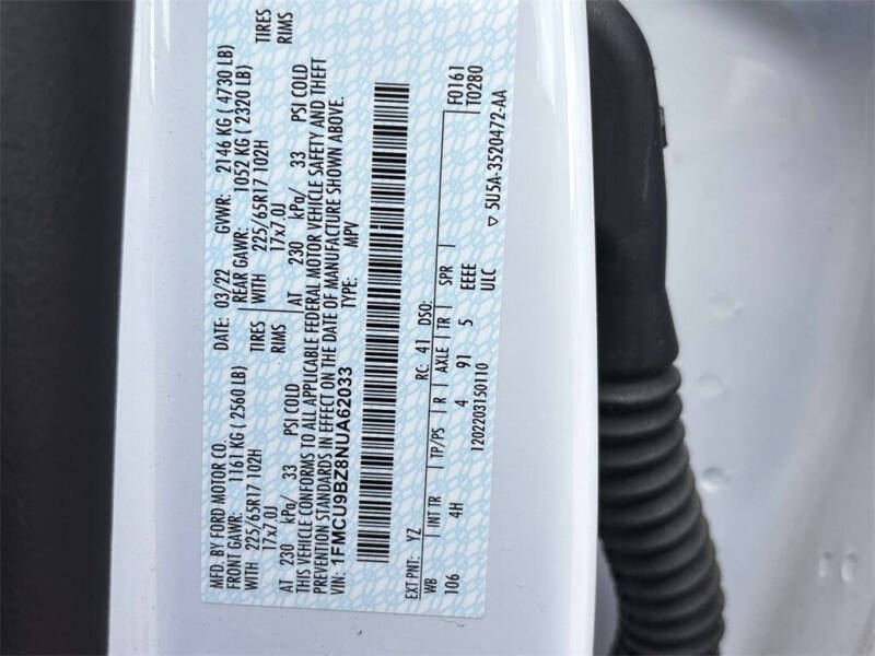 2022 Ford Escape Hybrid SE