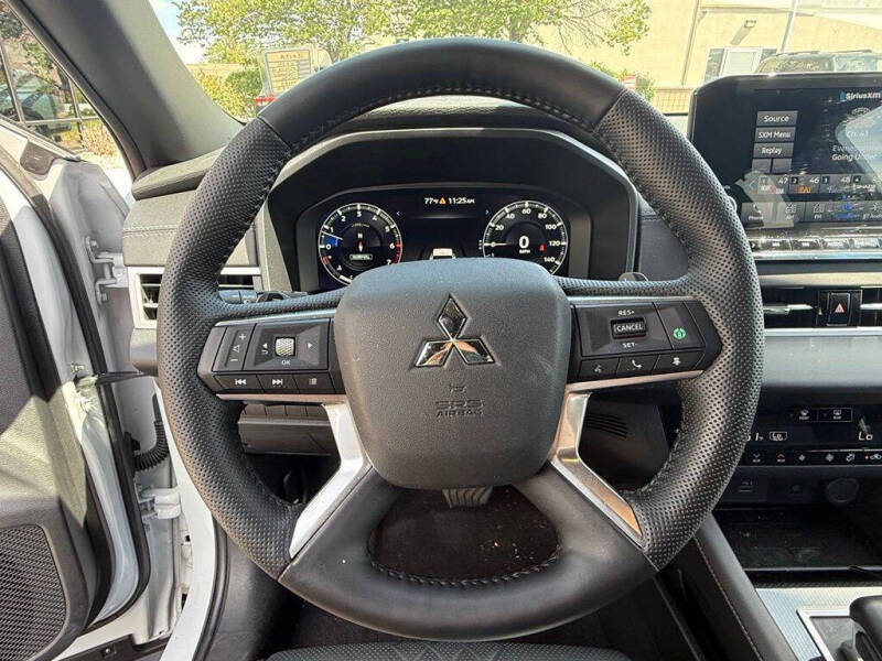 2024 Mitsubishi Outlander