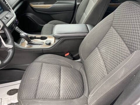 2019 GMC Acadia SLE-2