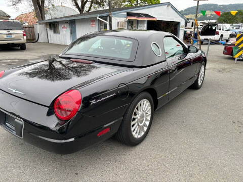 2004 Ford Thunderbird Deluxe