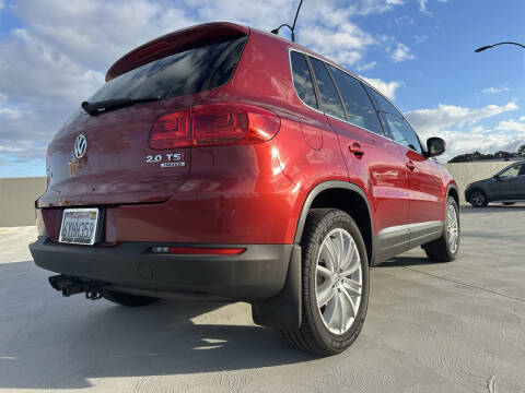 2012 Volkswagen Tiguan SE 4Motion