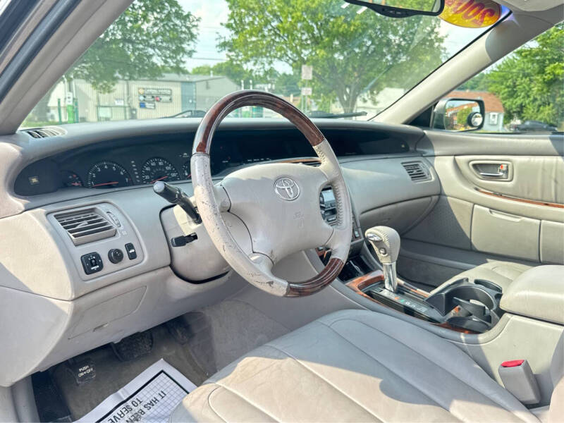2004 Toyota Avalon XL