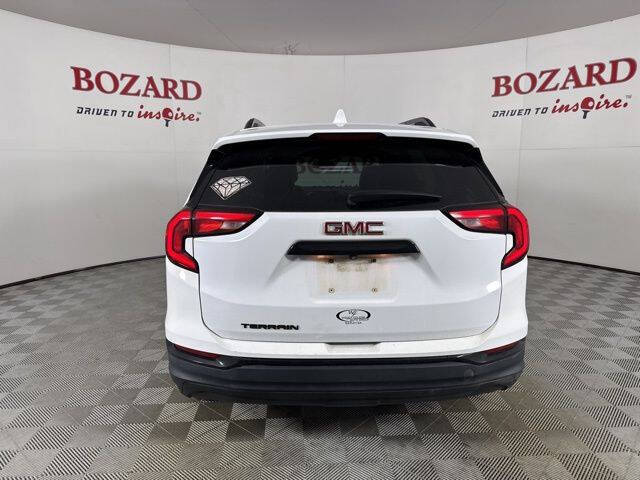 2021 GMC Terrain SLT