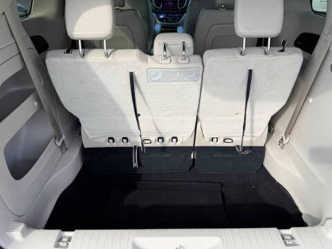 2017 Chrysler Pacifica Touring Plus