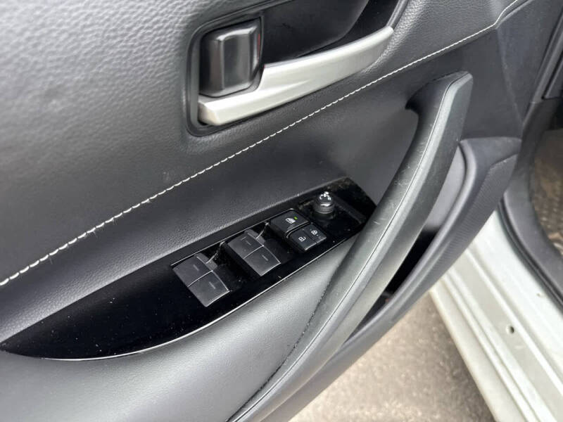 2022 Toyota Corolla Hatchback SE