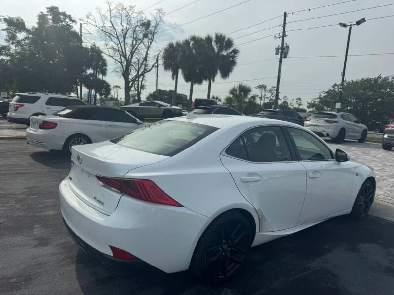 2017 Lexus IS 200t