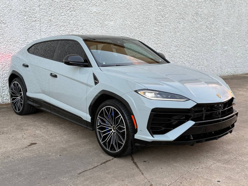 2025 Lamborghini Urus SE