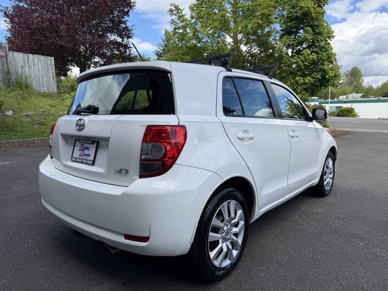 2009 Scion xD