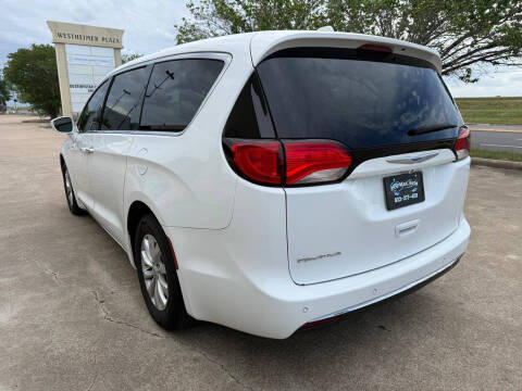 2018 Chrysler Pacifica Touring Plus