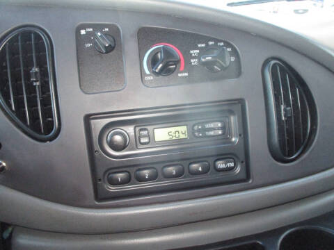 2006 Ford E-Series E-350 SD