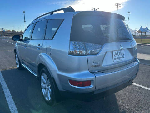 2010 Mitsubishi Outlander XLS