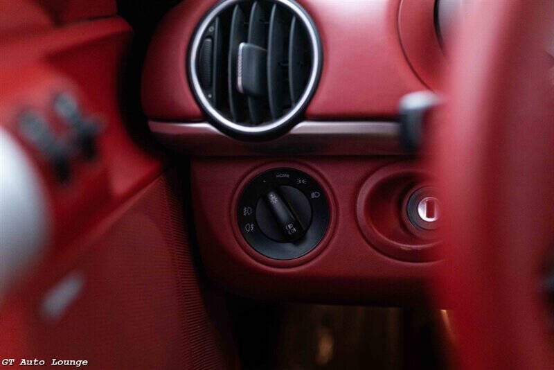 2008 Porsche Boxster 32