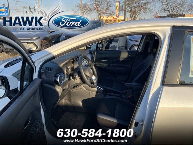 2025 Nissan Versa SV