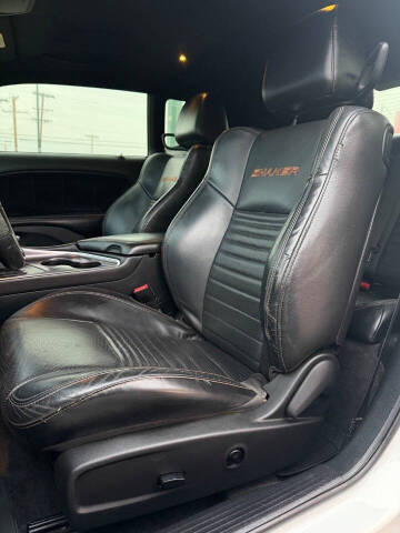 2015 Dodge Challenger R/T Plus Shaker