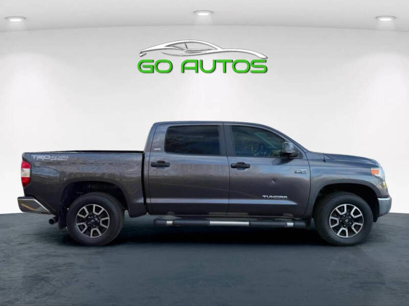 2017 Toyota Tundra SR5