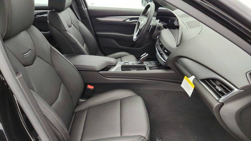 2025 Cadillac CT5 Premium Luxury