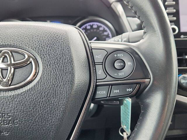 2023 Toyota Camry SE